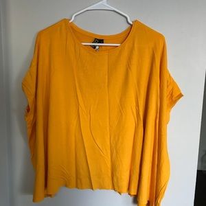Soft stretchy orange tee